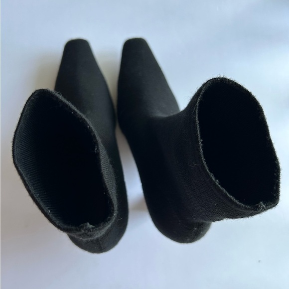 Neous Ran Knit Wool Ankle Boots - Picture 6 of 13